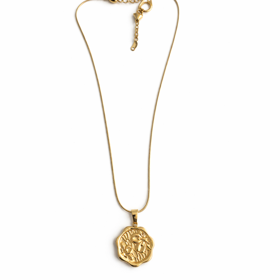 Antik Desenli Vintage Kolye